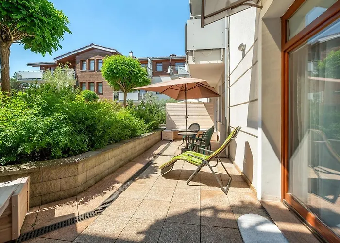Neptun Park Apartament Z Tarasem