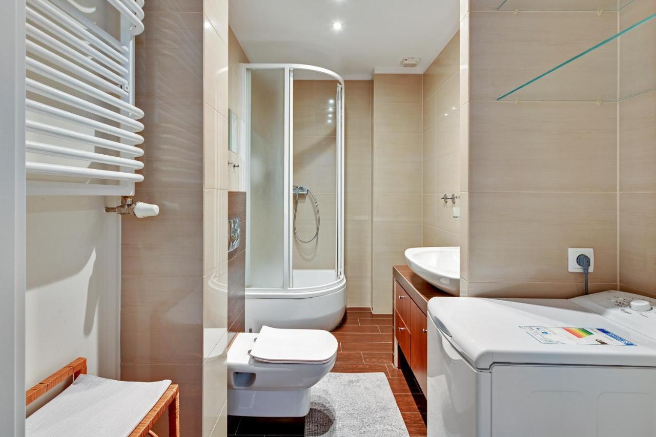 Lejlighed Neptun Park Apartament Z Tarasem *